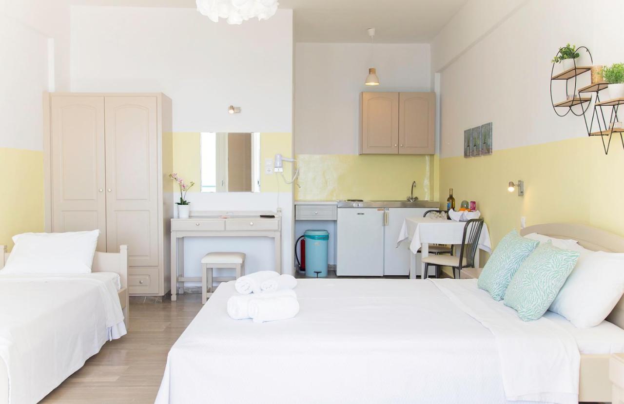 Theodora Rooms Poros Town المظهر الخارجي الصورة