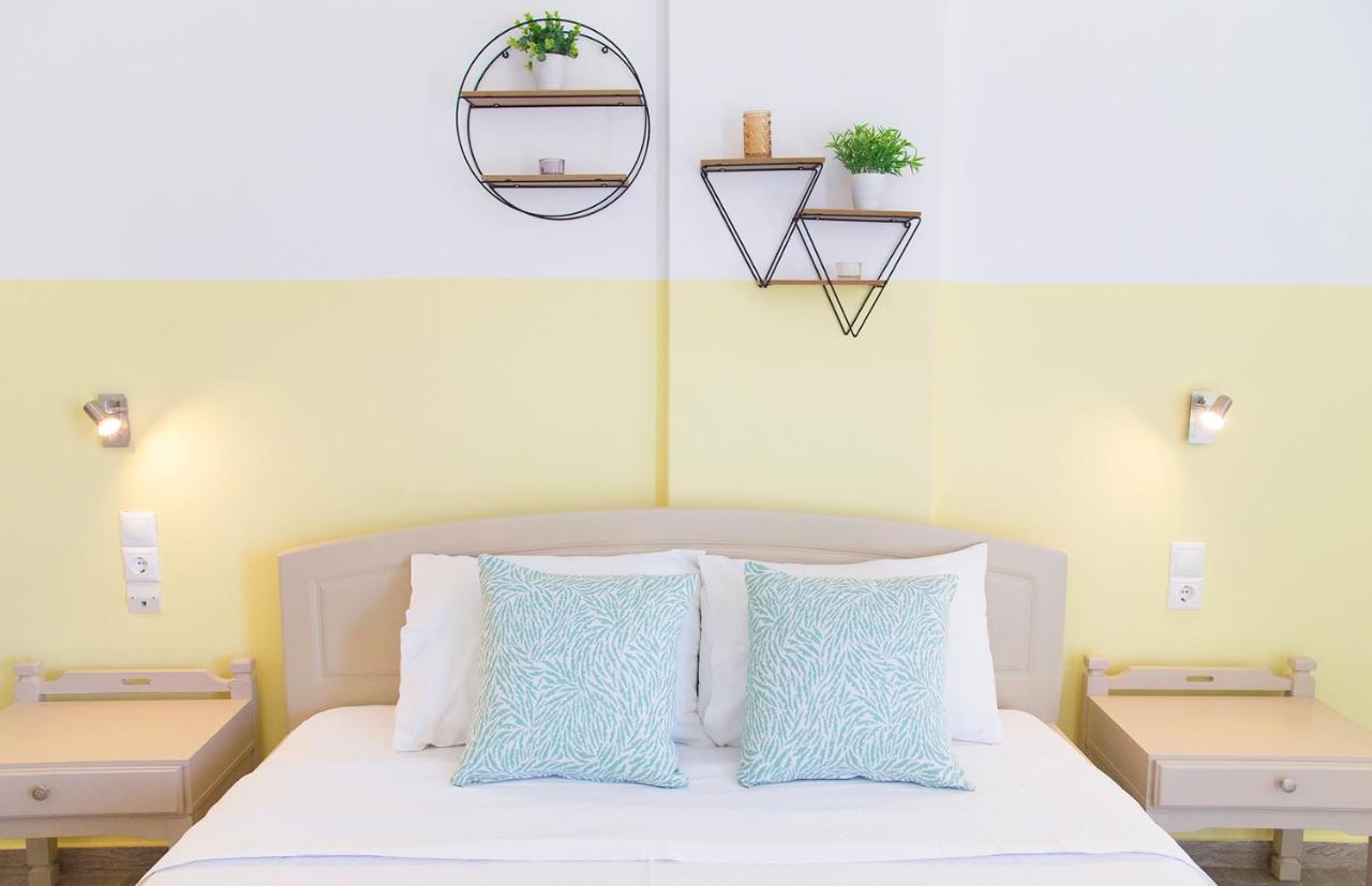Theodora Rooms Poros Town المظهر الخارجي الصورة