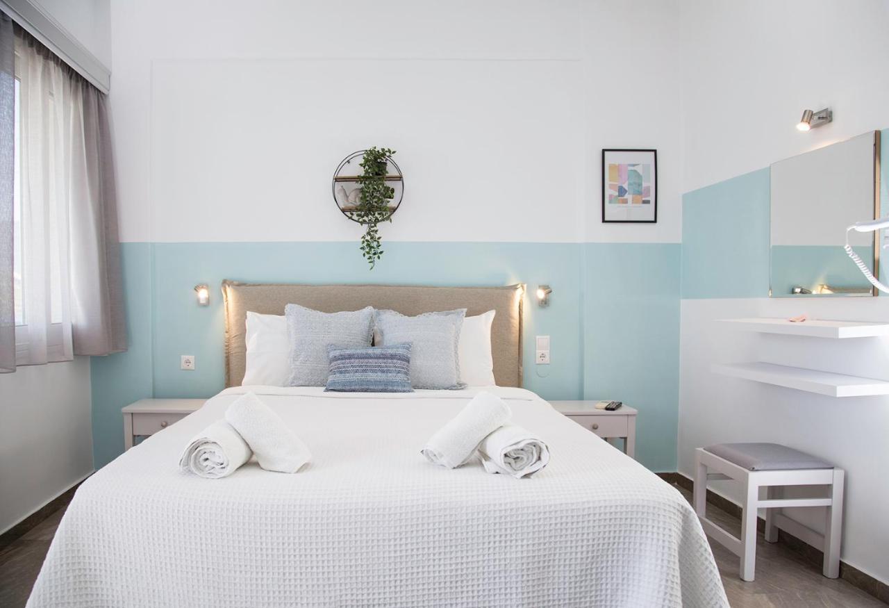 Theodora Rooms Poros Town المظهر الخارجي الصورة