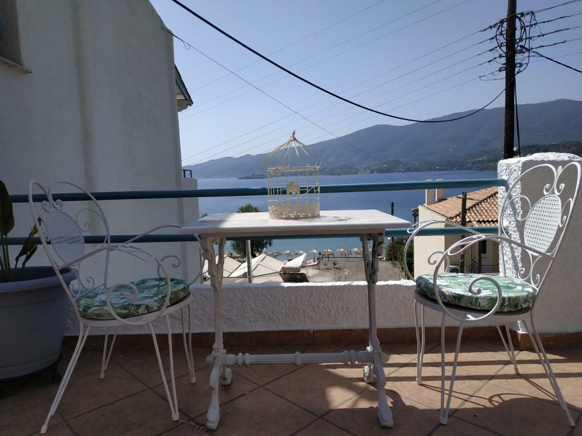 Theodora Rooms Poros Town المظهر الخارجي الصورة